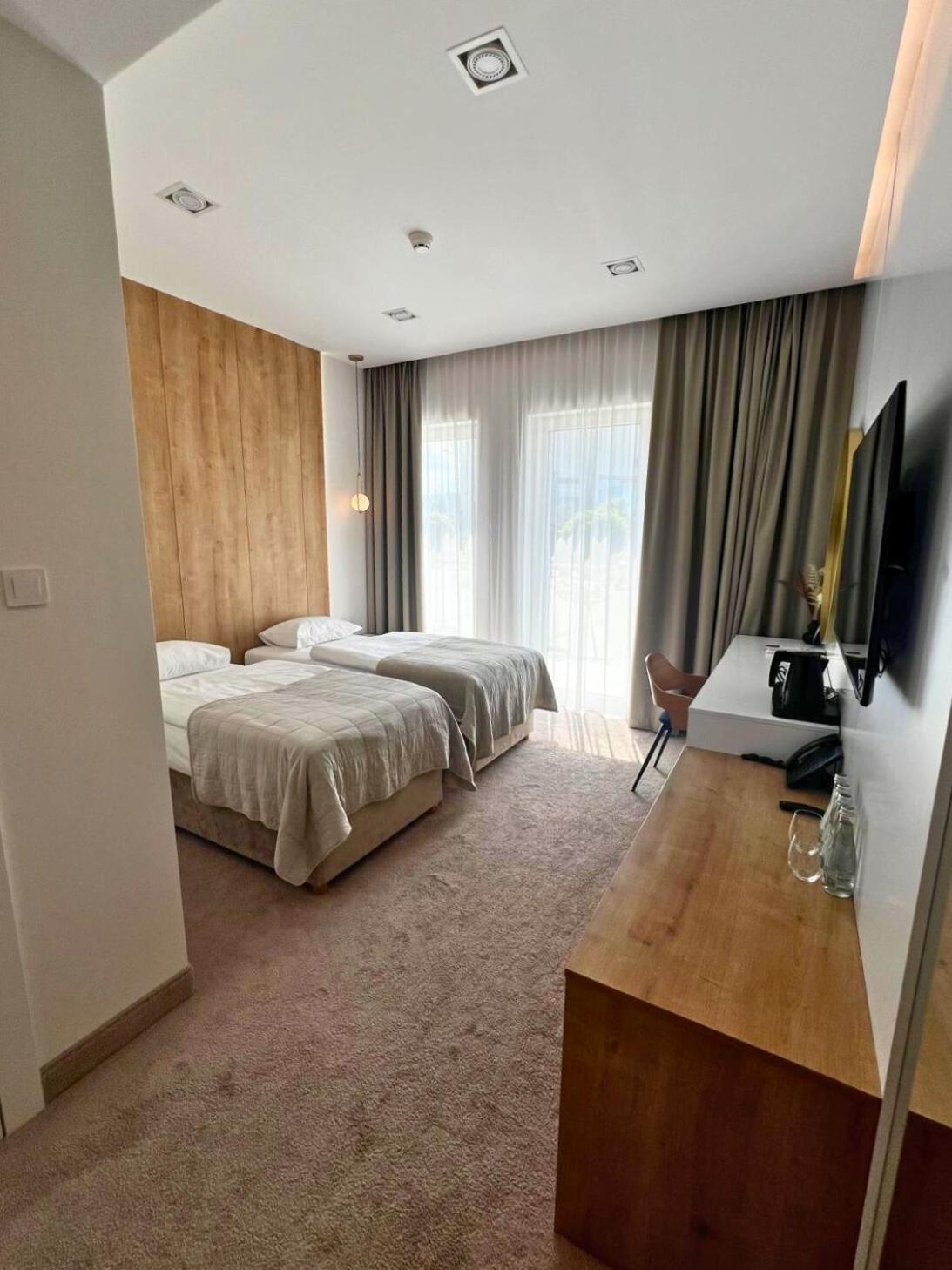 Hotel & Restauracja Nad Sandela Lubawa Экстерьер фото